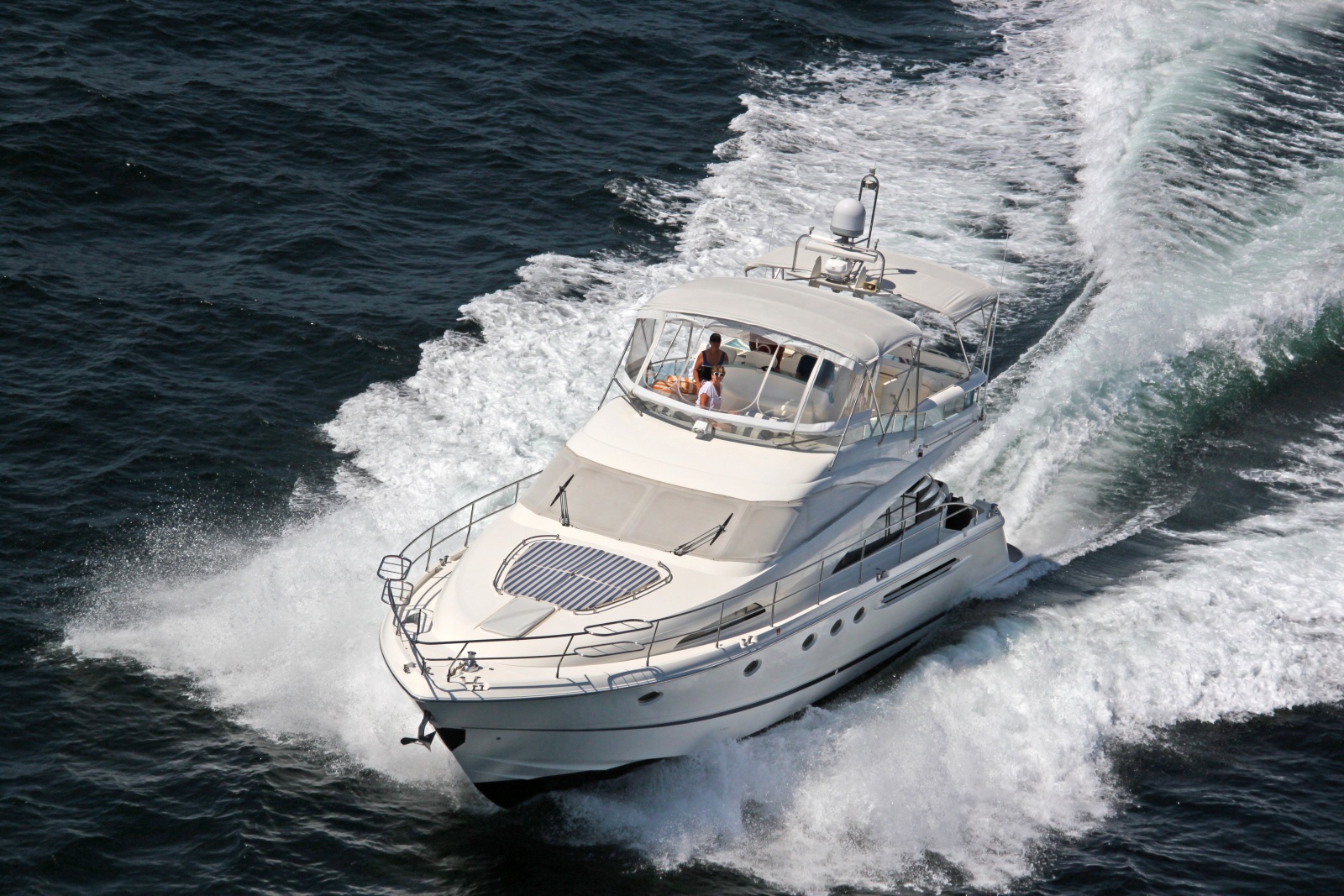 2002 Fairline Squadron 58
