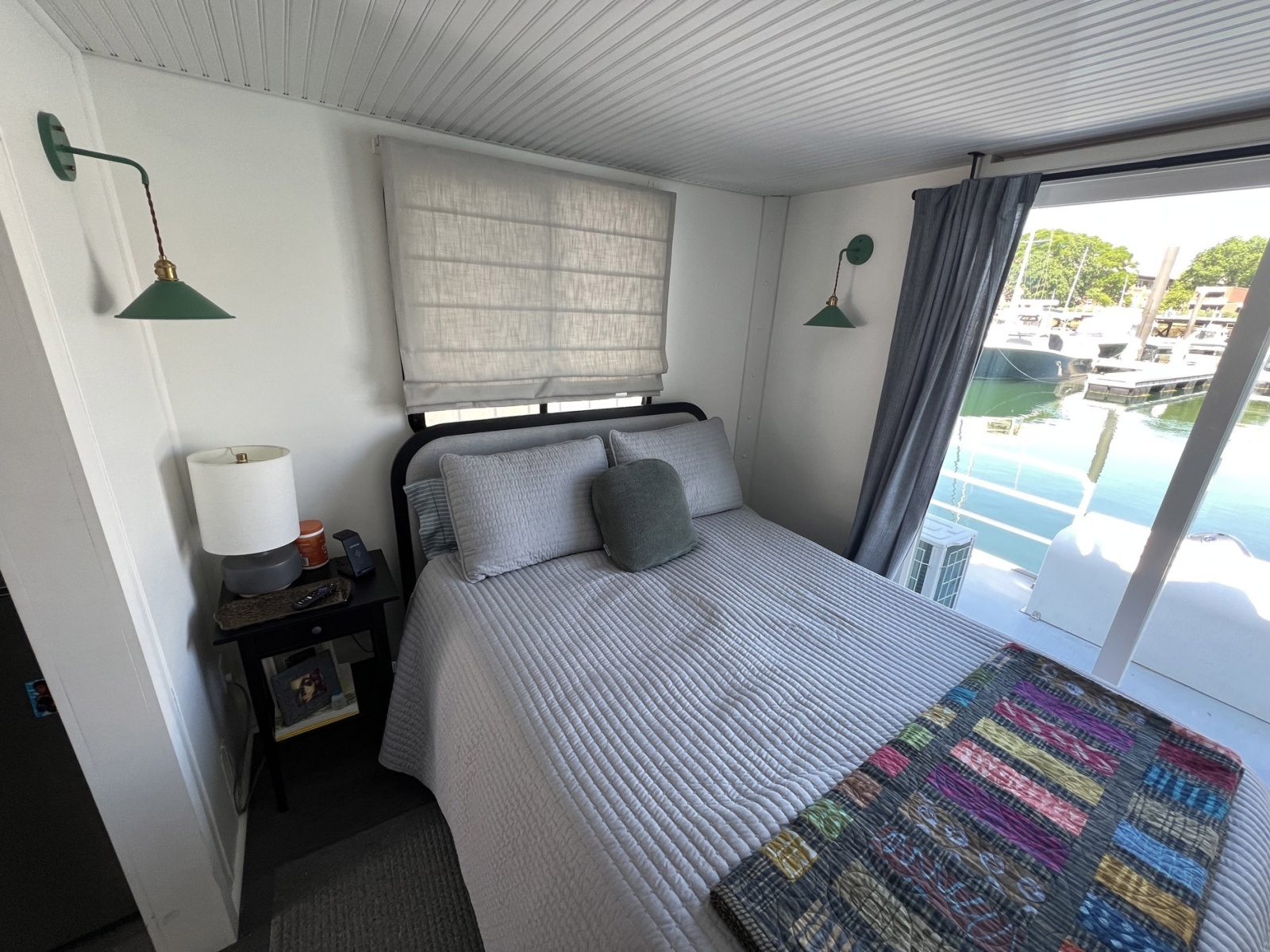 2019 Catamaran Cruisers Houseboat
