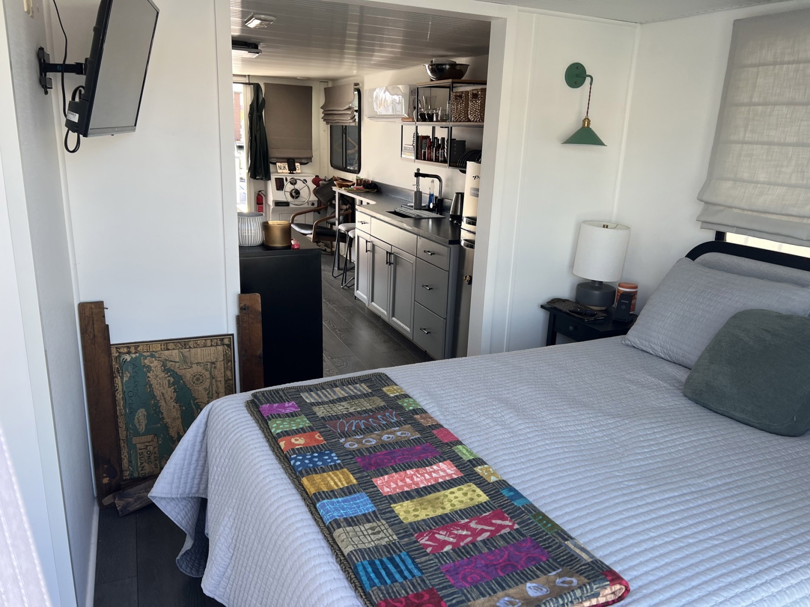 2019 Catamaran Cruisers Houseboat