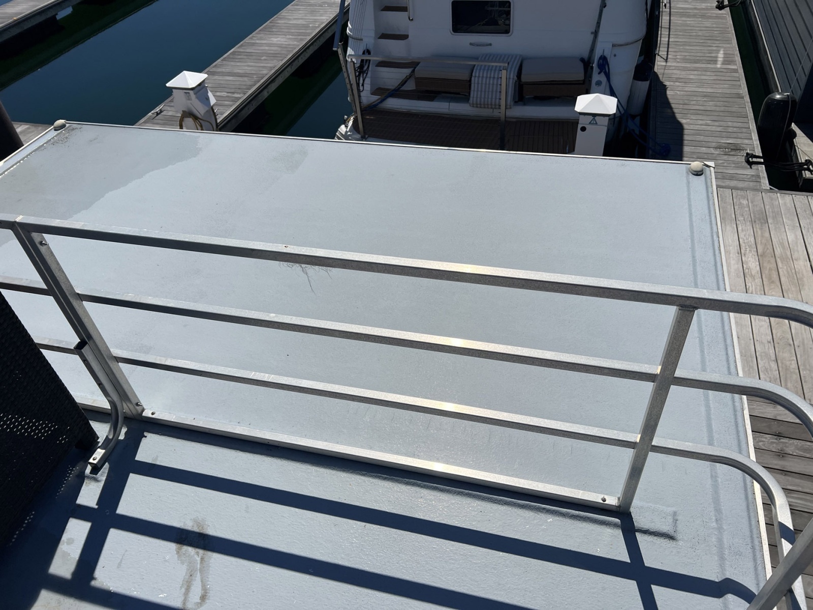 2019 Catamaran Cruisers Houseboat