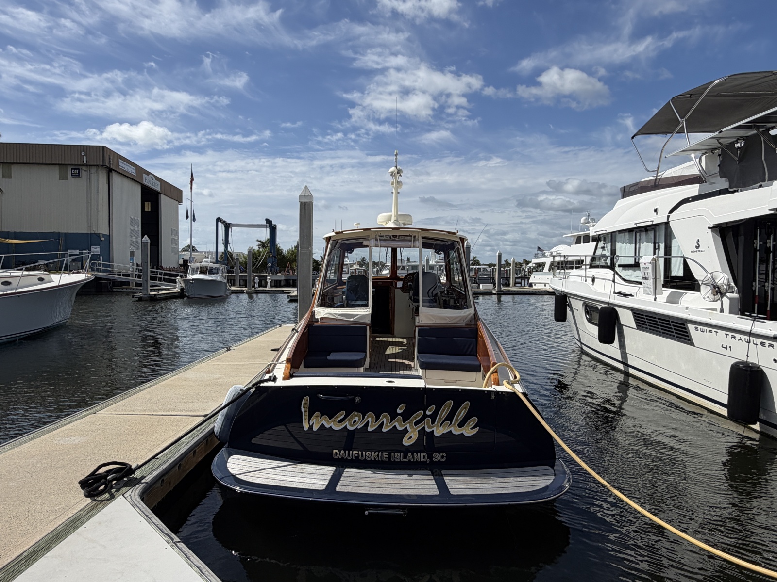 2009 Hinckley Picnic Boat 37 MKIII