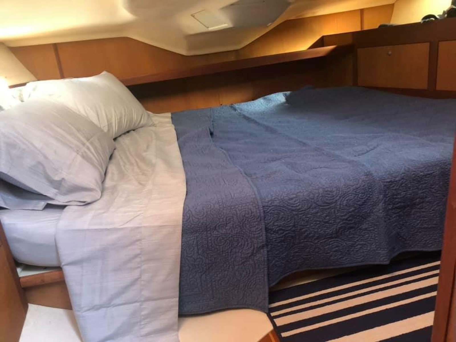 1999 Hunter 380