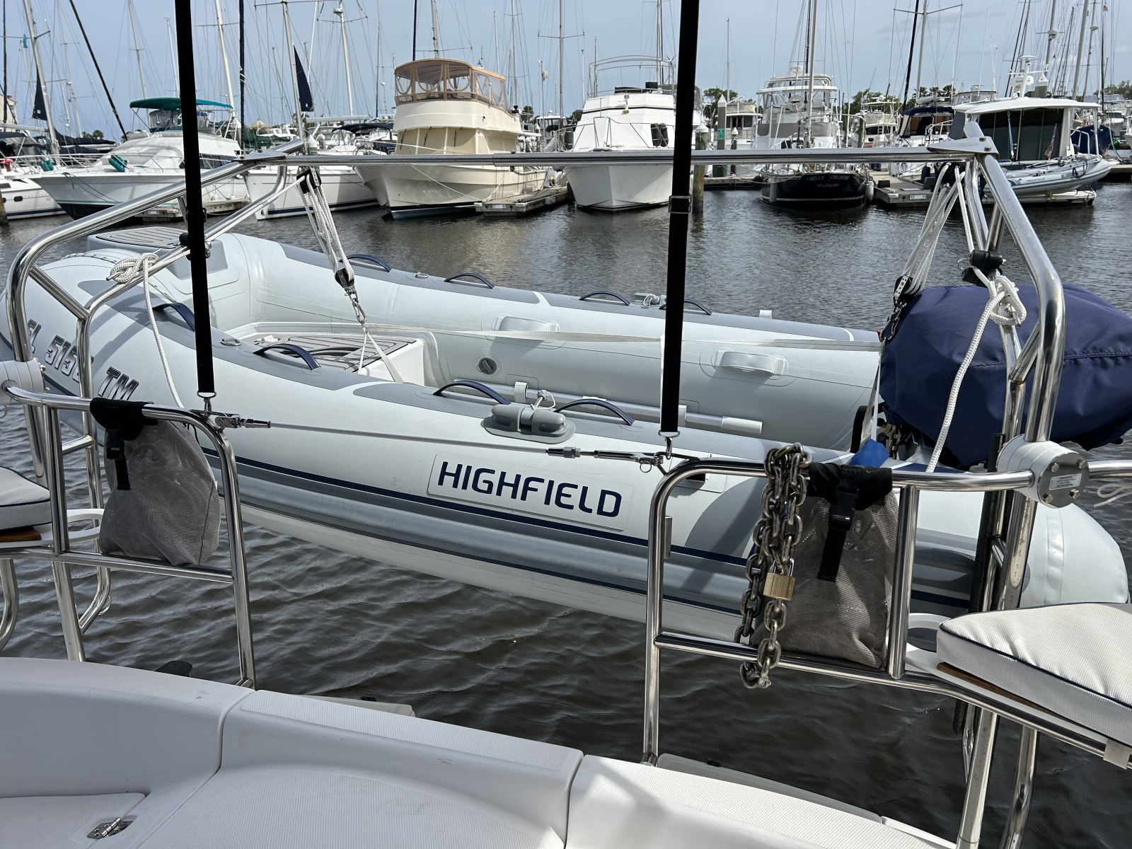 1999 Hunter 380