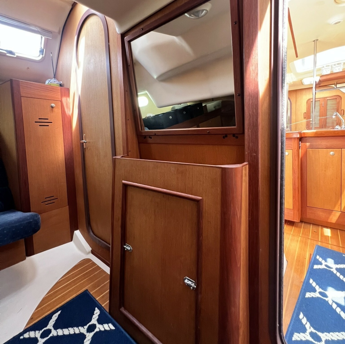 1999 Hunter 380