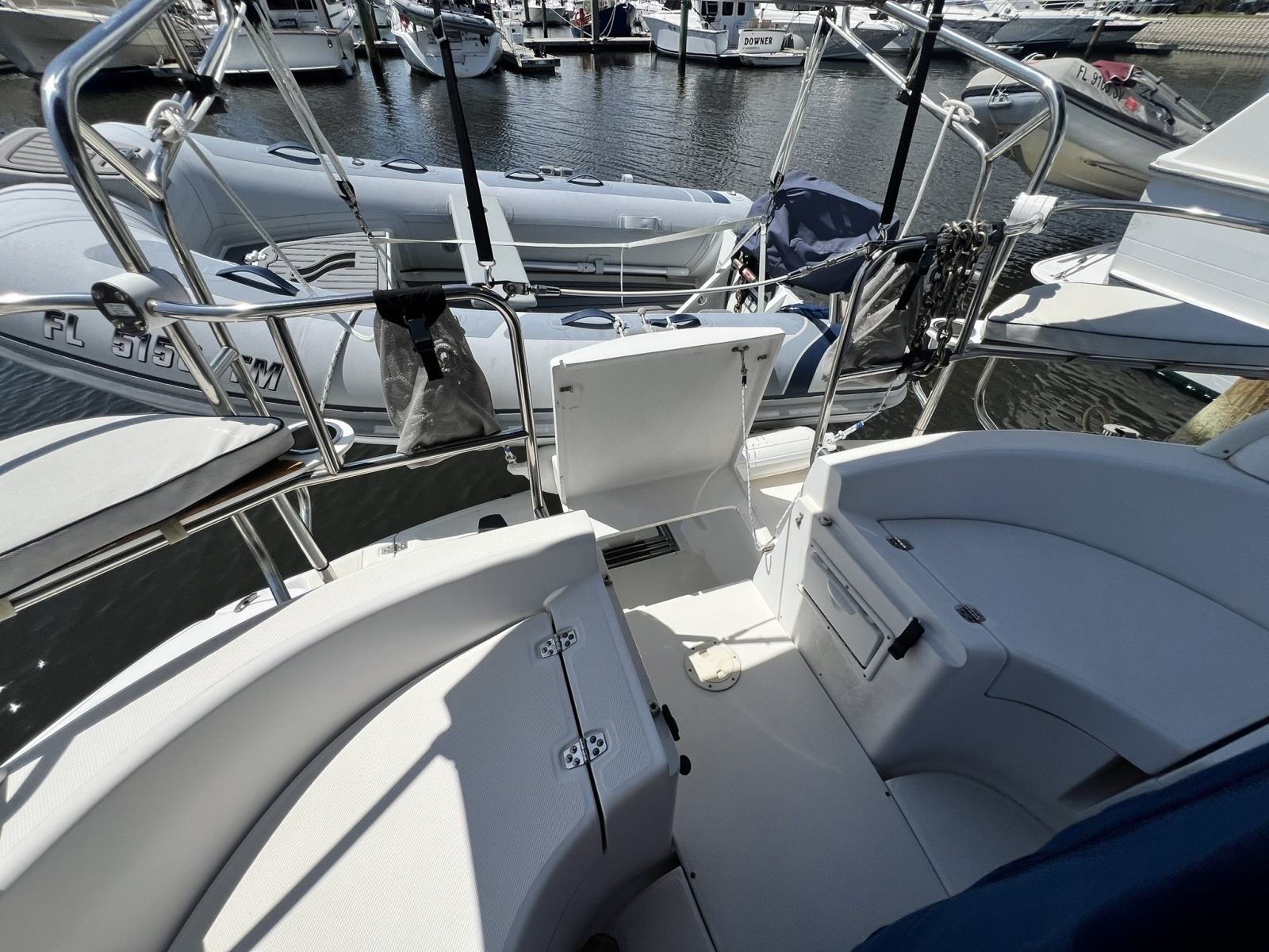 1999 Hunter 380