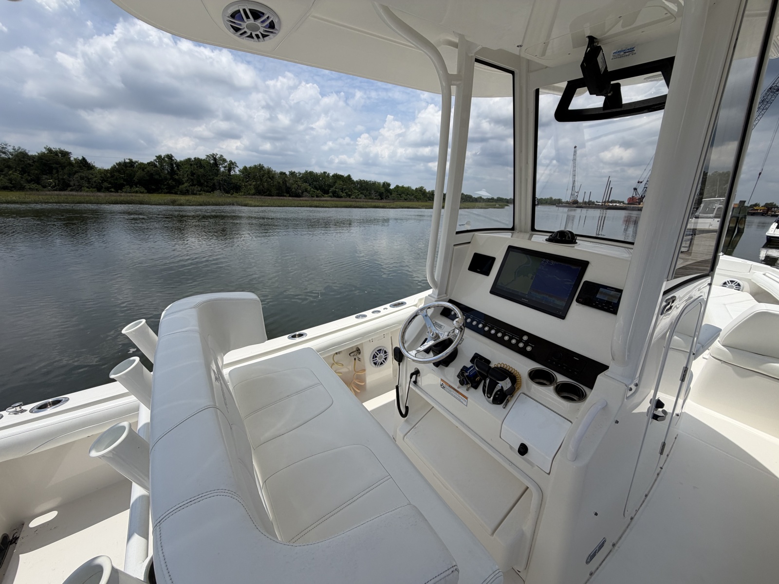 2022 Regulator 23