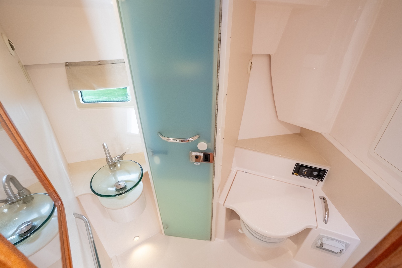 2015 Pursuit 365i SC