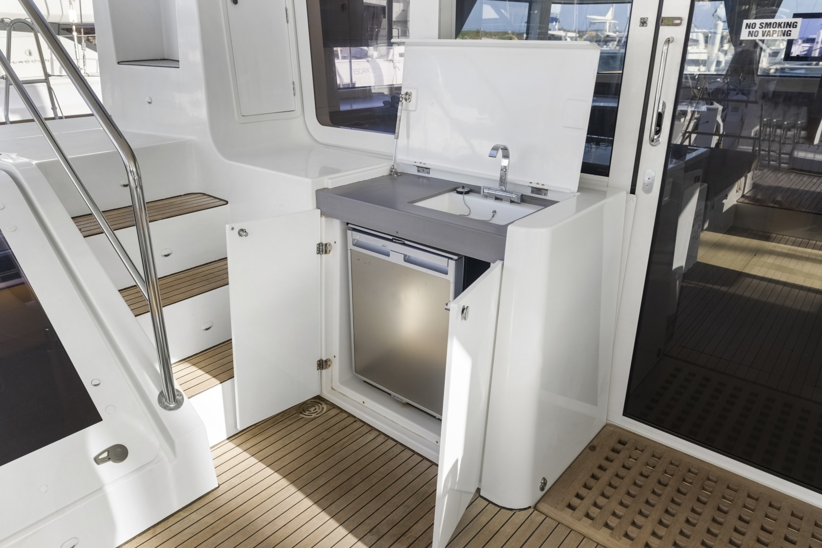 2022 Lagoon 52F