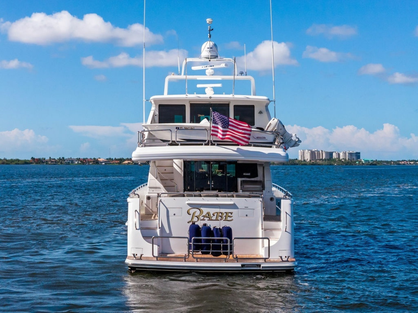 2005 Horizon 82