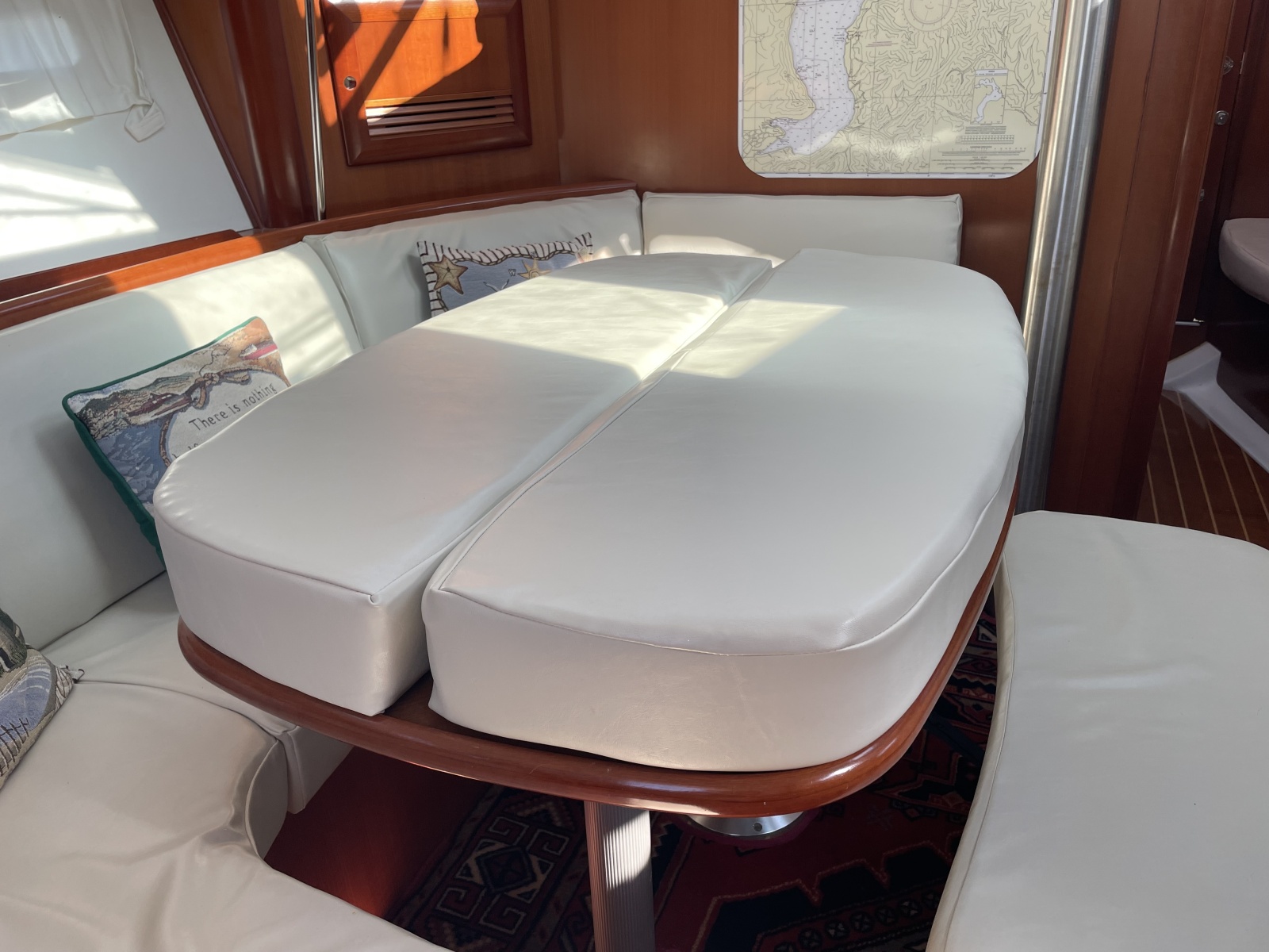 Salon with cushions for extra berth