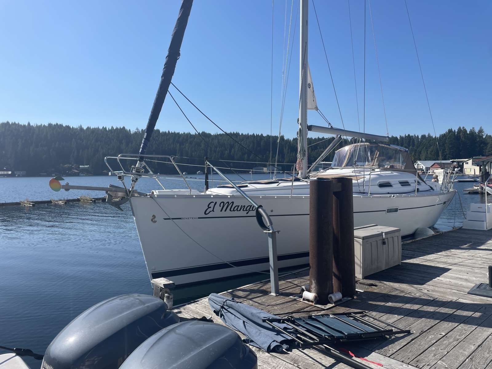 2007 Beneteau 393 docked