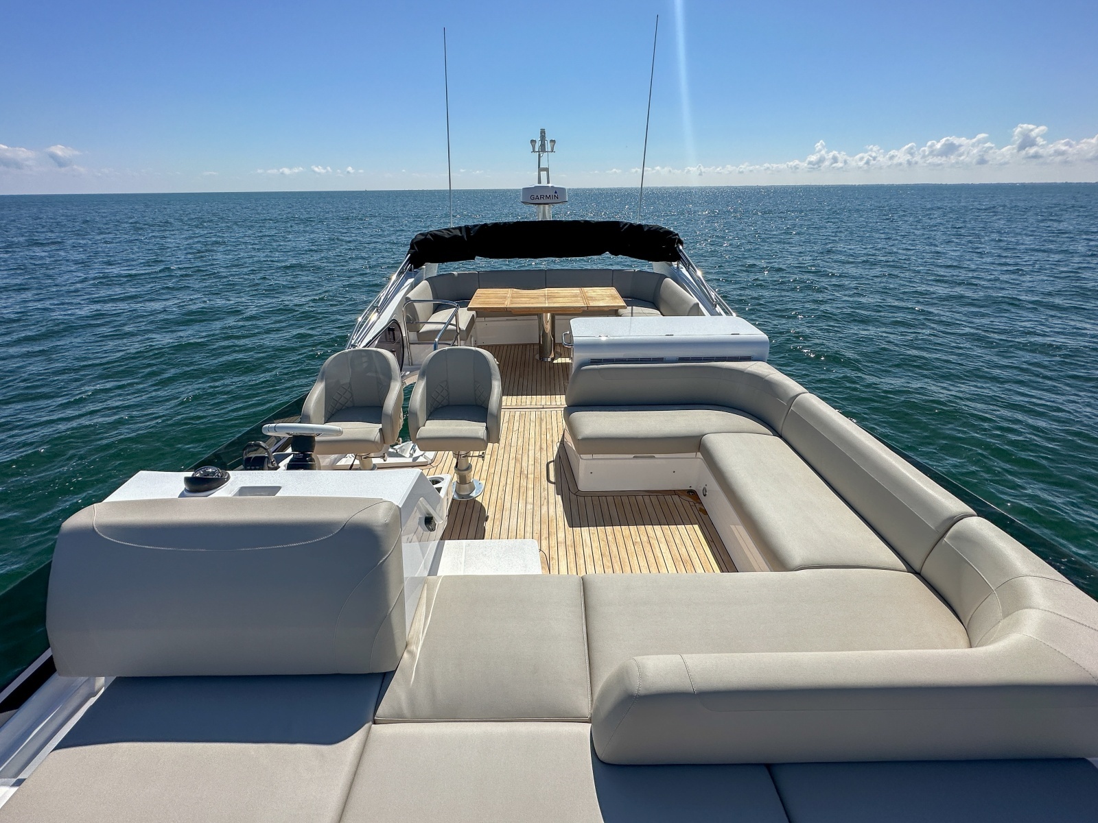 2024 Sunseeker 55 Manhattan