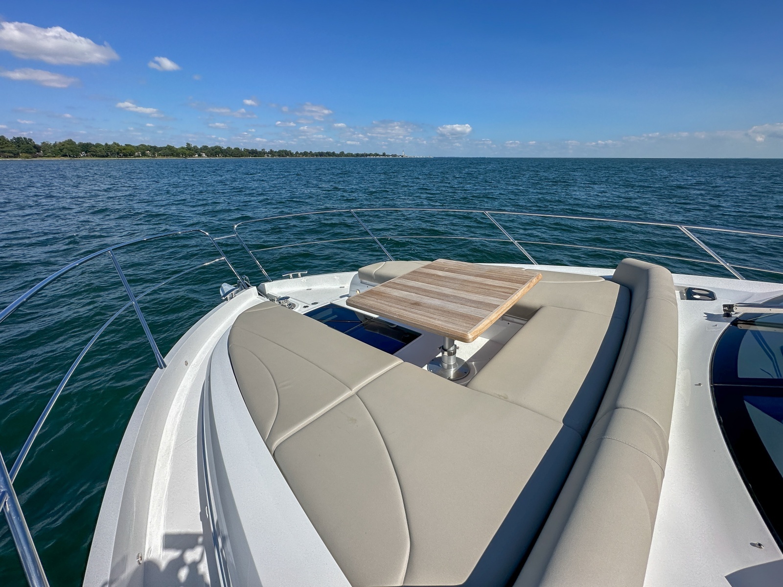2024 Sunseeker 55 Manhattan