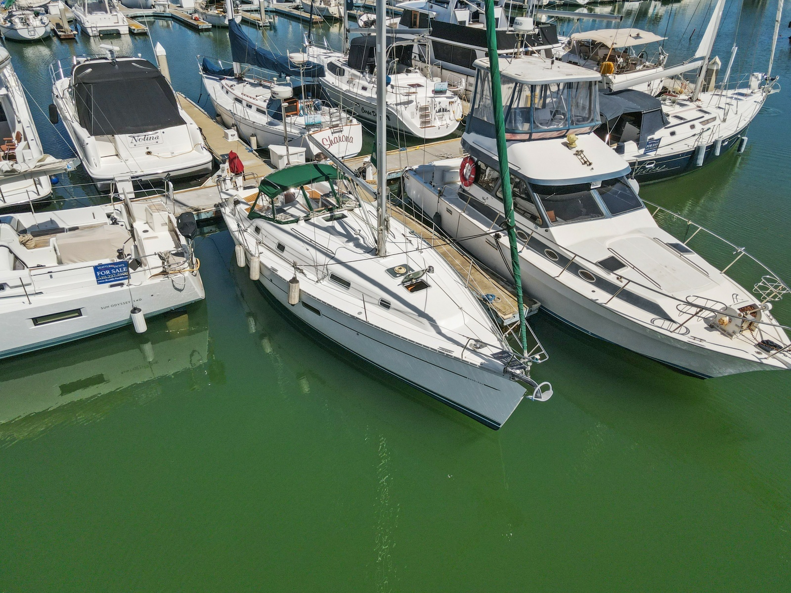 2001 Beneteau 