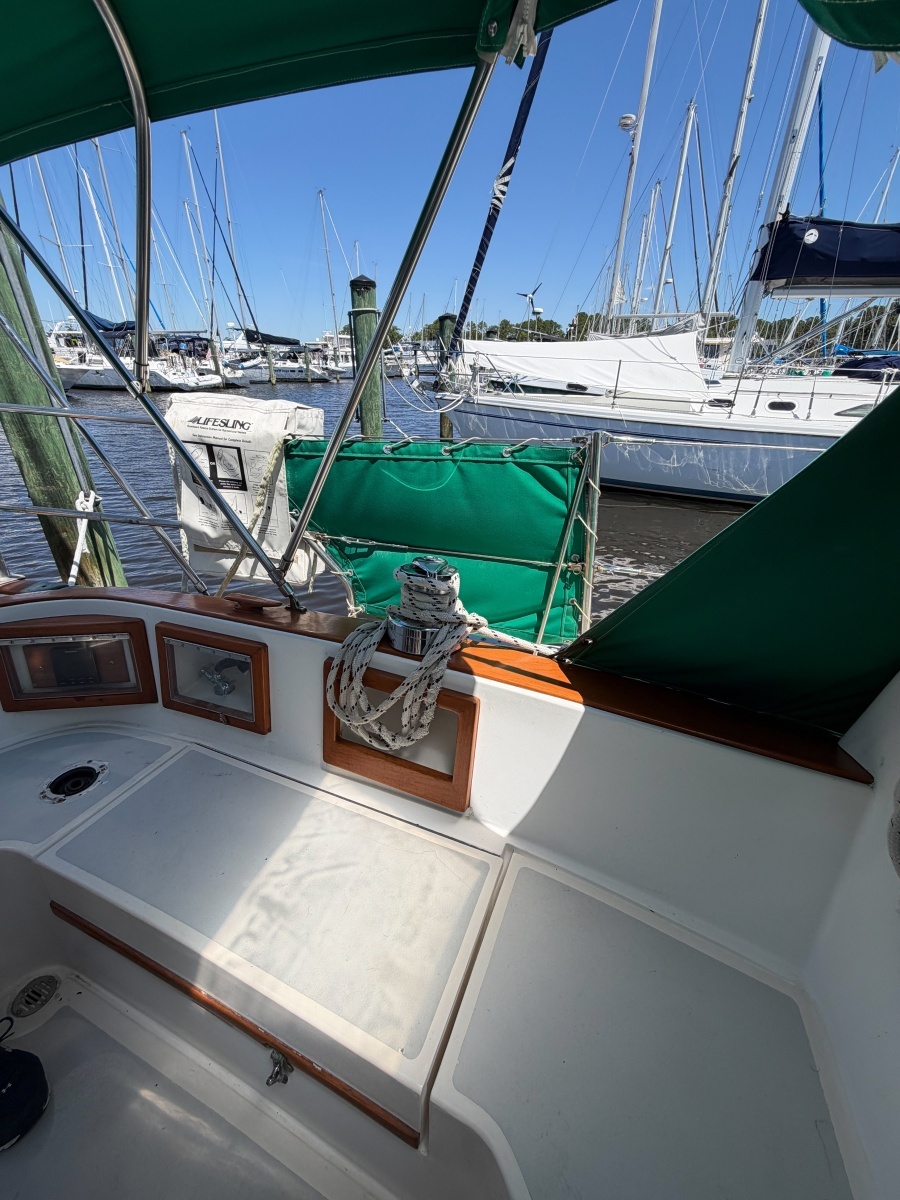 1989 Cabo Rico 34