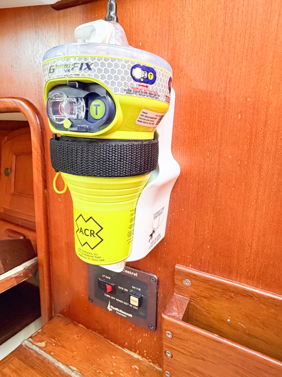 1998 Pacific Seacraft 37