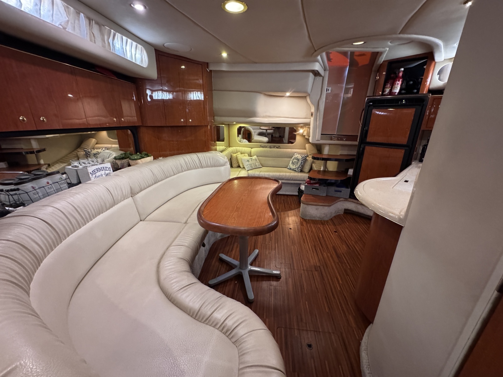 1999 Sea Ray 38 Sundancer