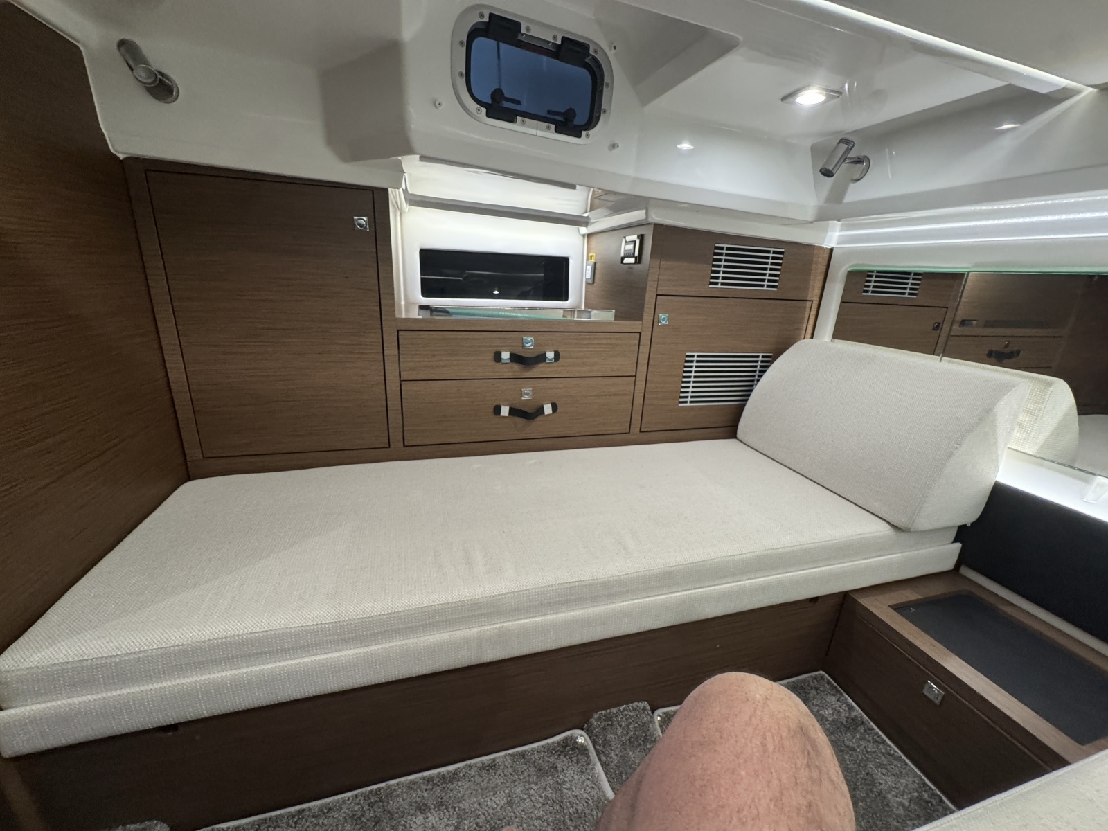 2021 Jeanneau Leader 12.5 WA