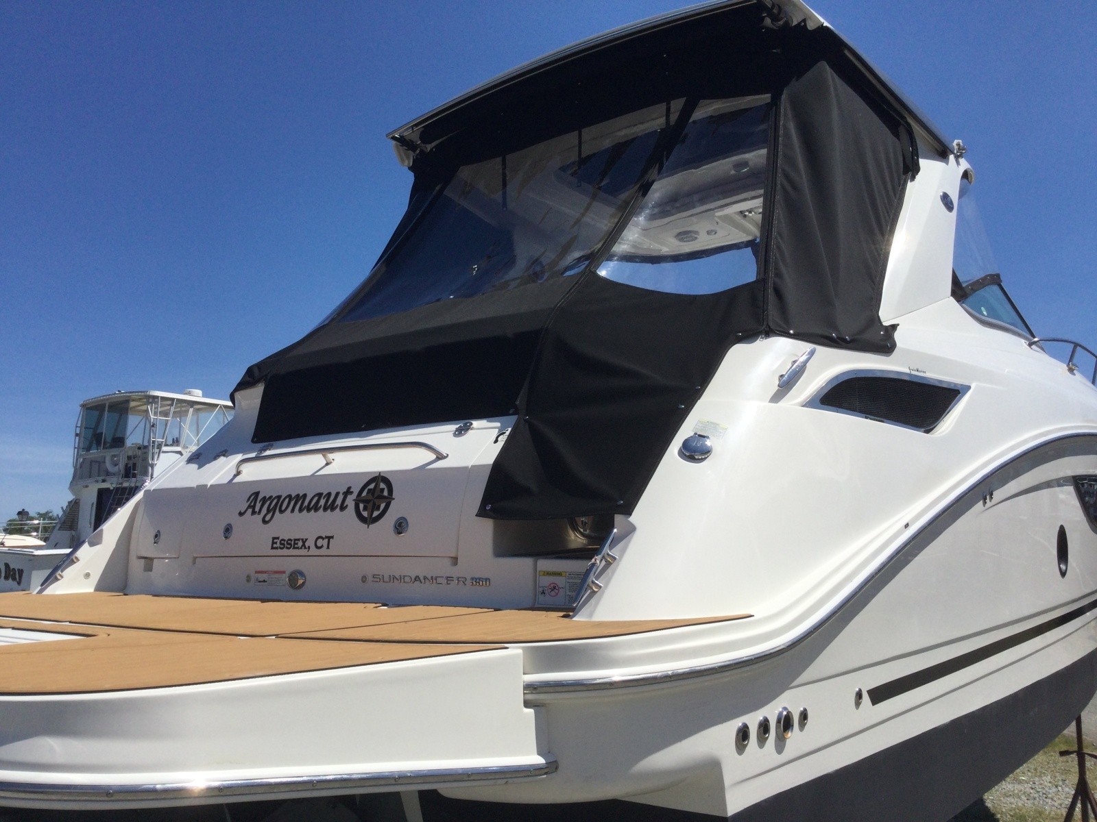 2018 Sea Ray 350 Sundancer