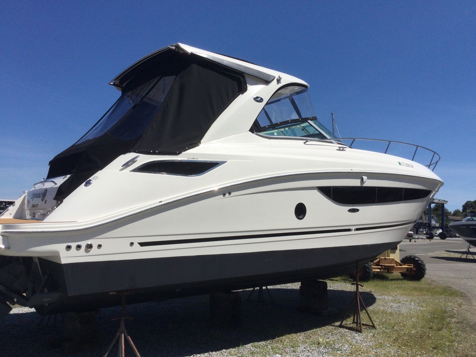 2018 Sea Ray 350 Sundancer