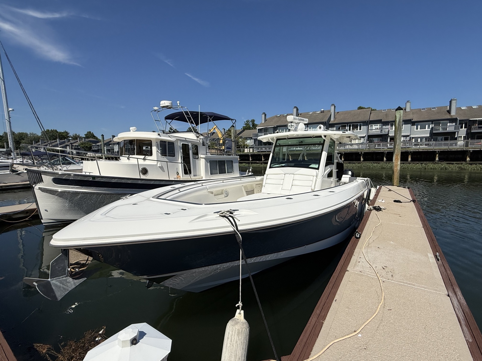 2016 Boston Whaler 