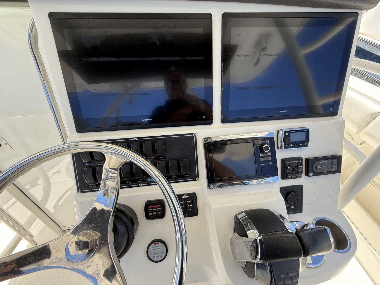 37ft Boston Whaler Yacht For Sale