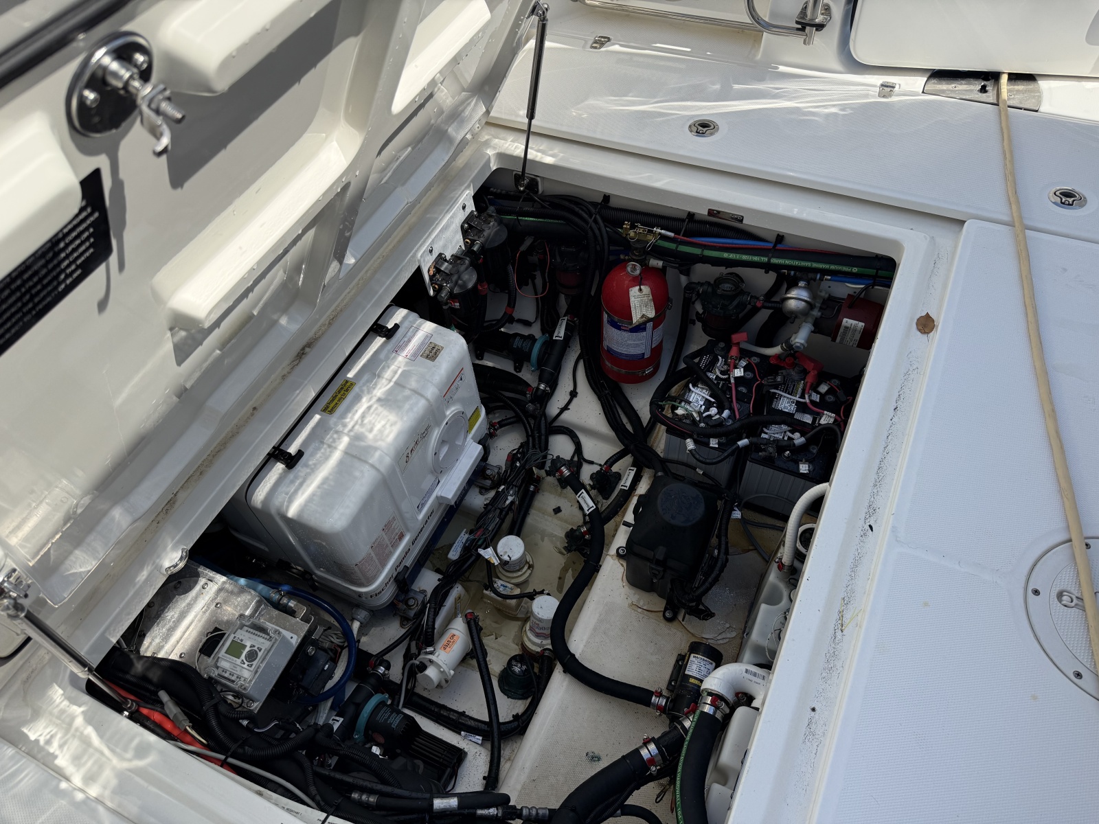 2016 Boston Whaler 