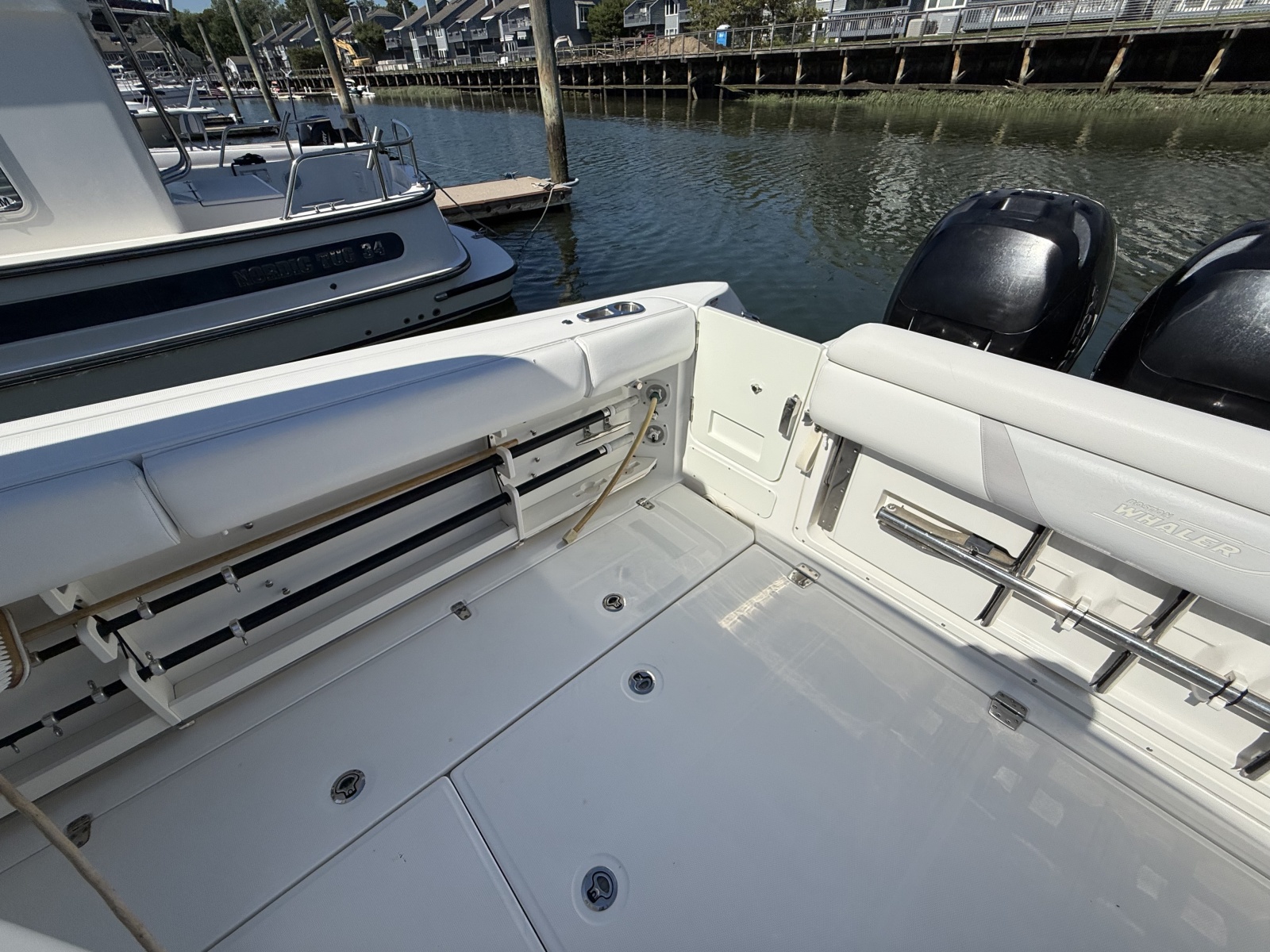2016 Boston Whaler 