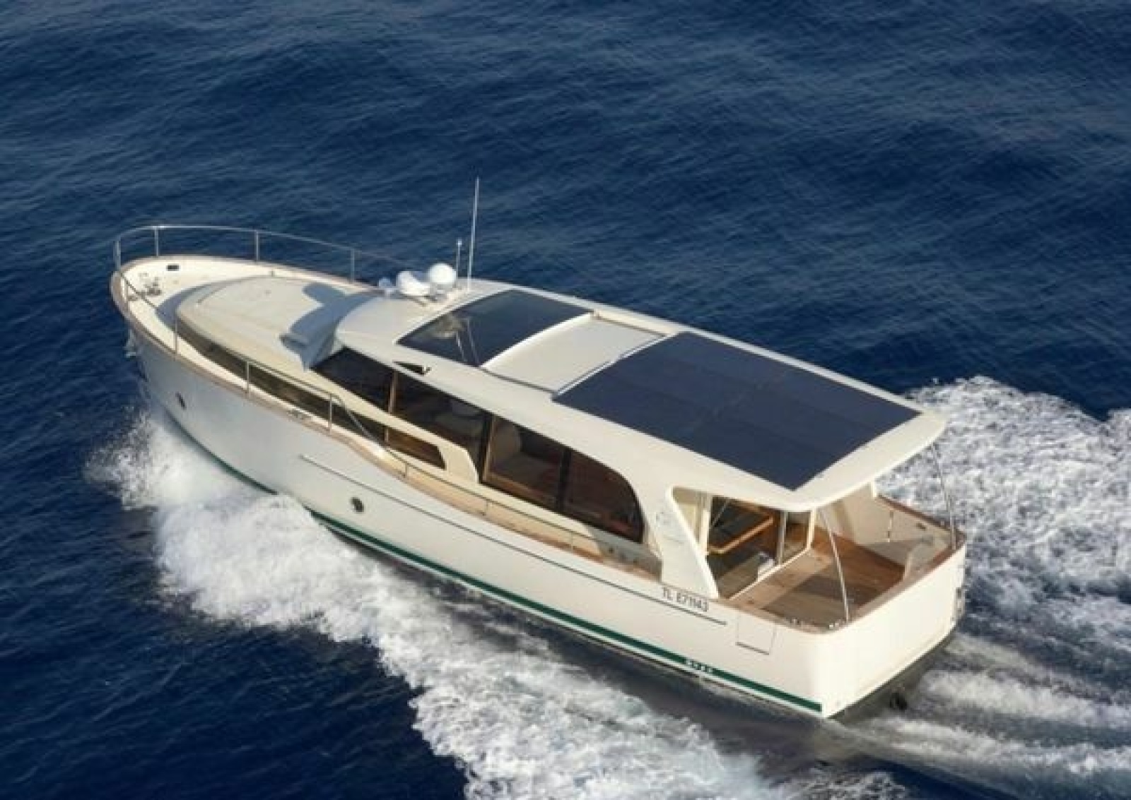 2023 Greenline 40 Hybrid