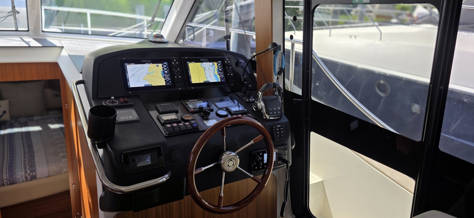 2023 Greenline 40 Hybrid
