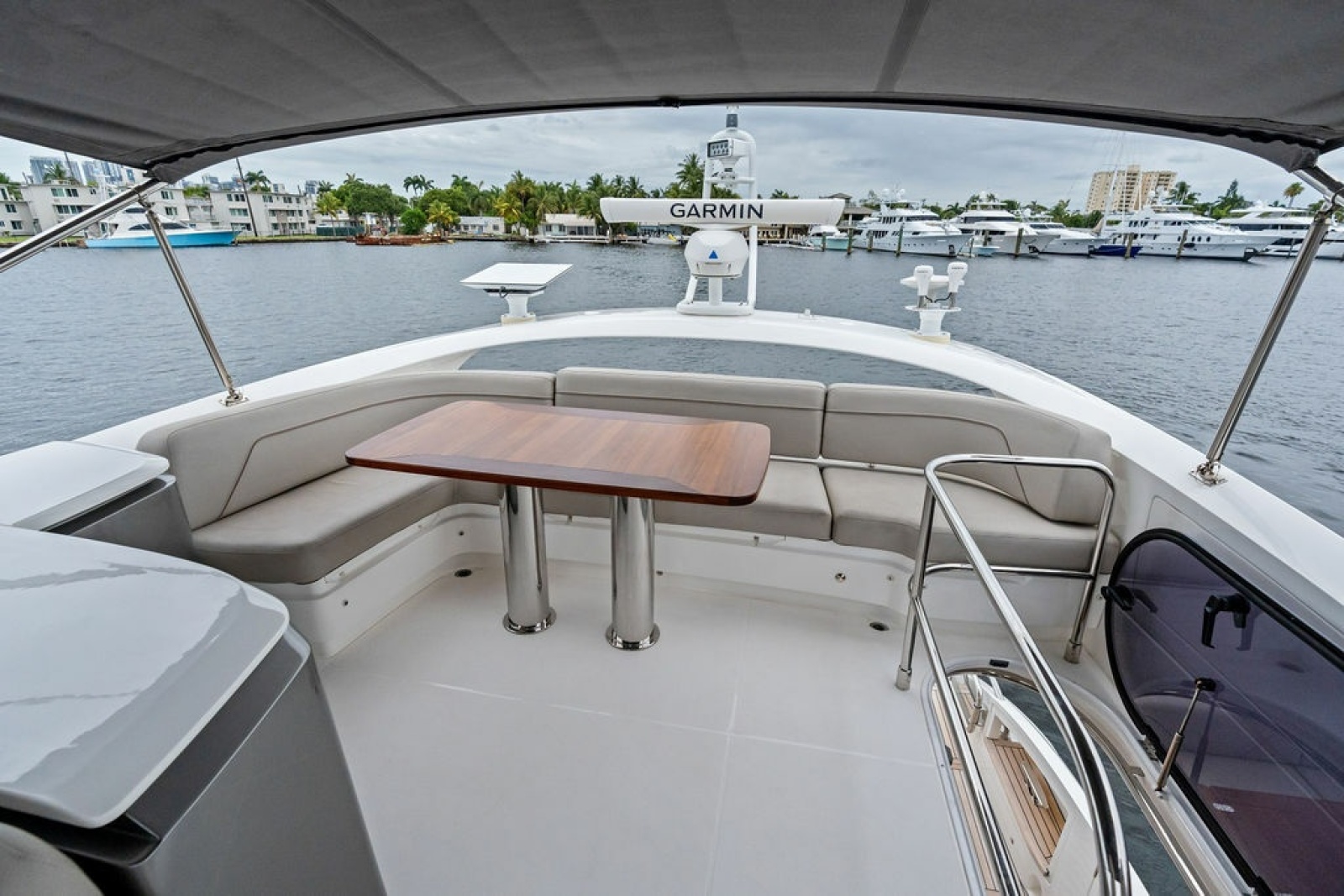 2020 Princess S62 Sportbridge