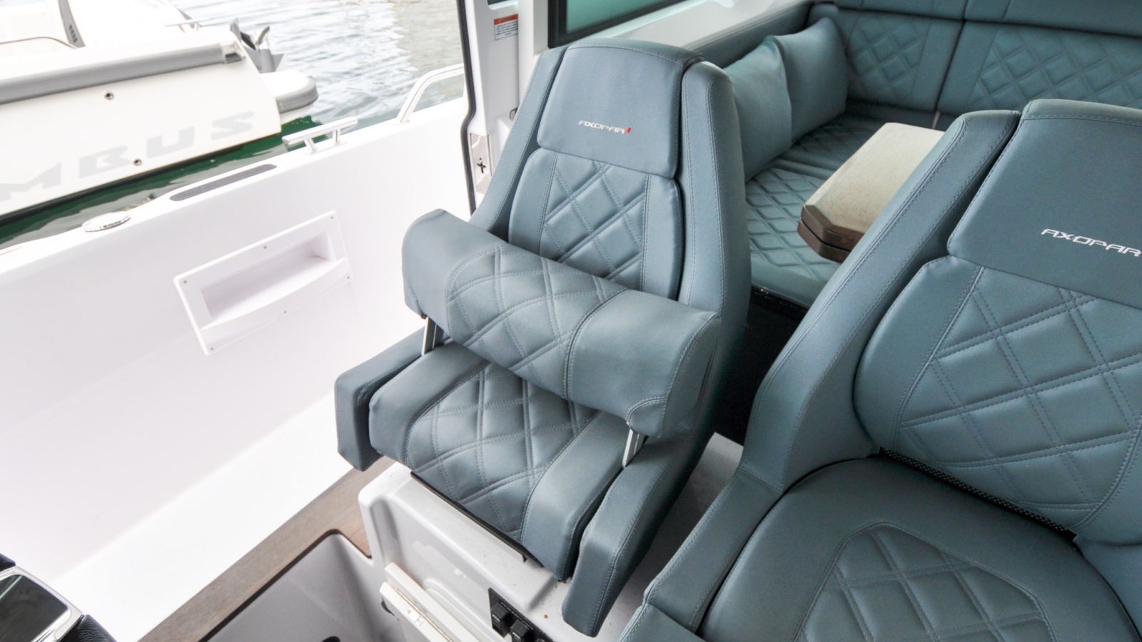 Axopar 37XC - Serenity Bound