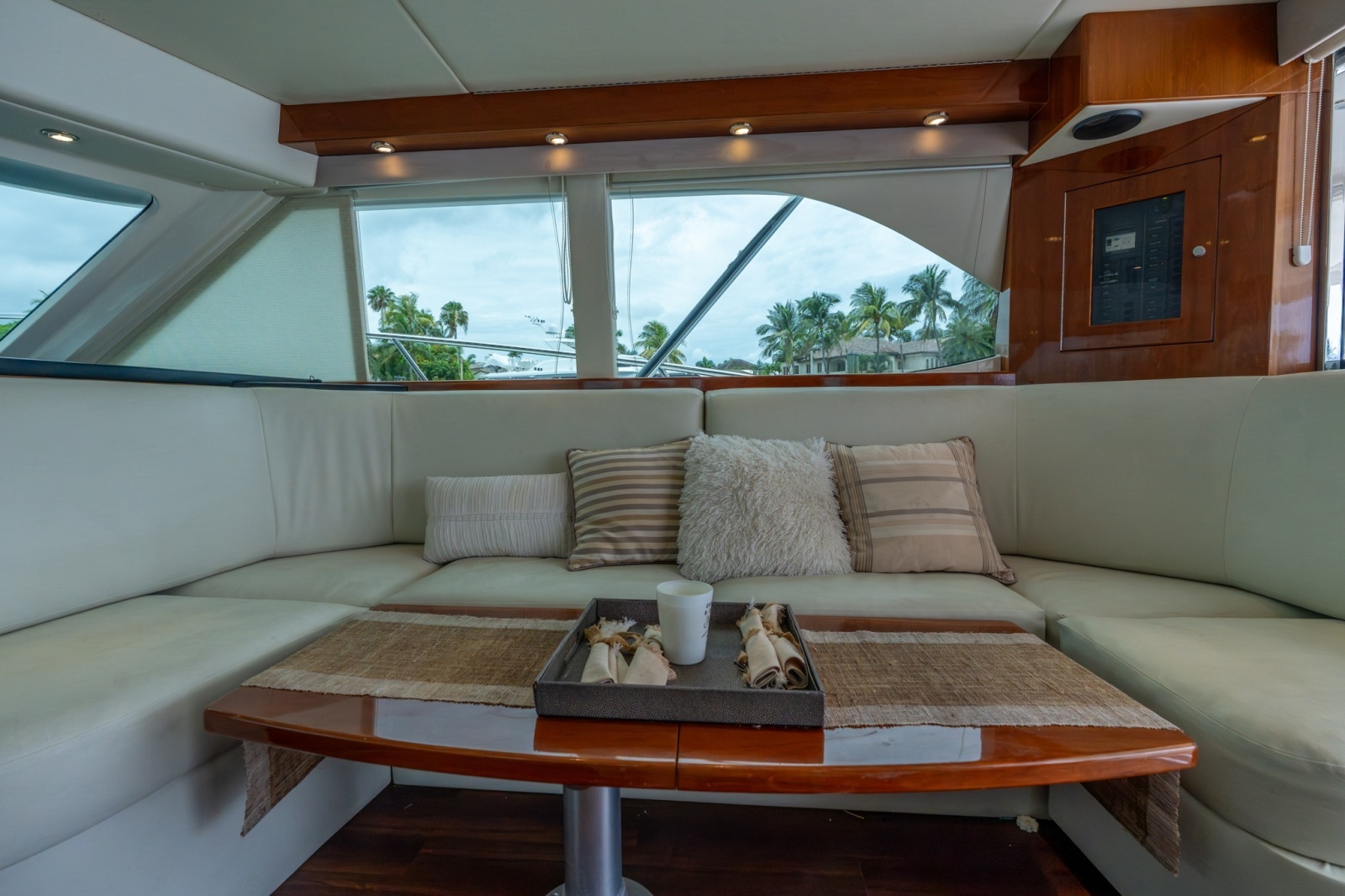 2011 Riviera 43 Open Flybridge