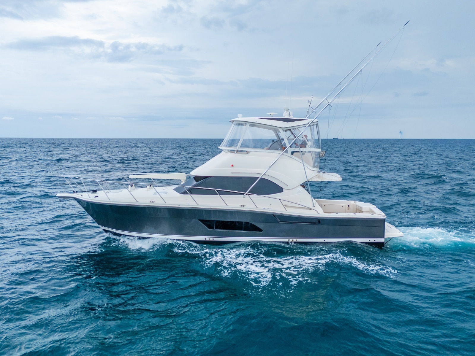 2011 Riviera 43 Open Flybridge