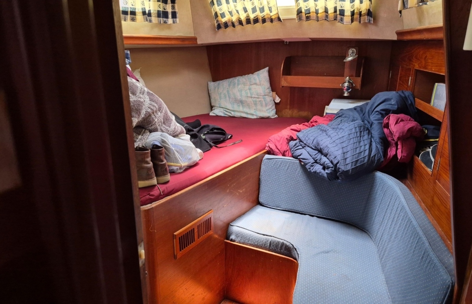 1977 Camper & Nicholsons 