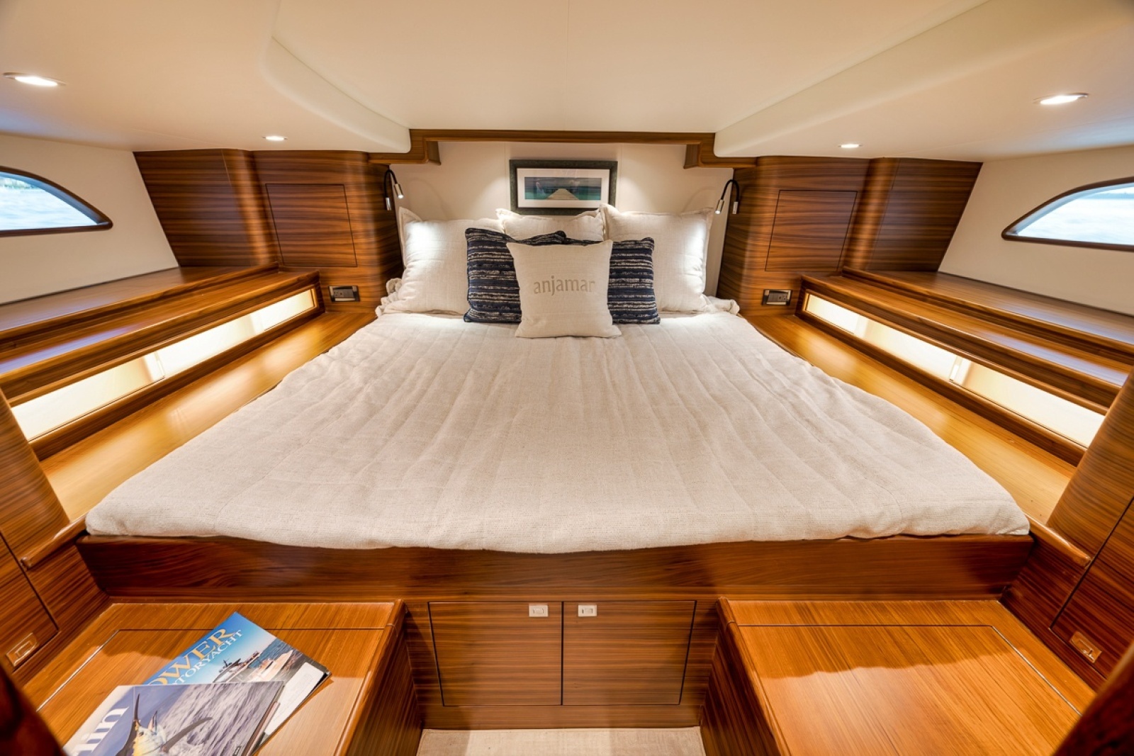 2024 Xcelerator Boatworks 40 Express