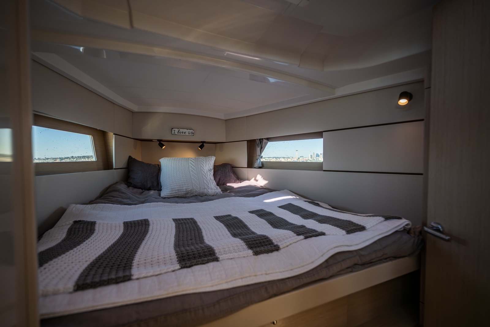 2021 Beneteau Oceanis 38.1