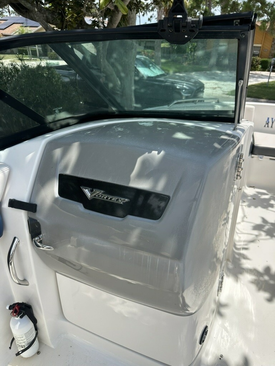 2017 Chaparral Vortex 243 VRX