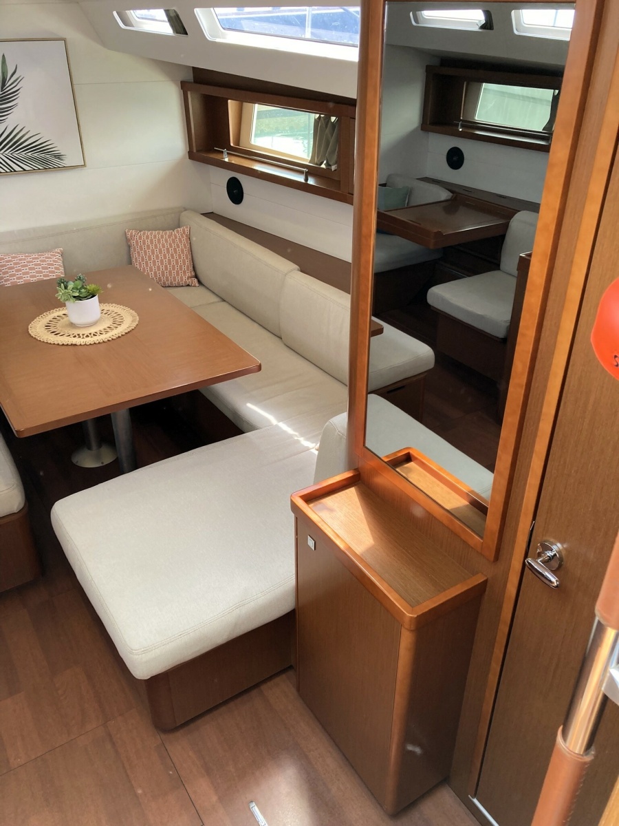 2018 Beneteau Oceanis 48