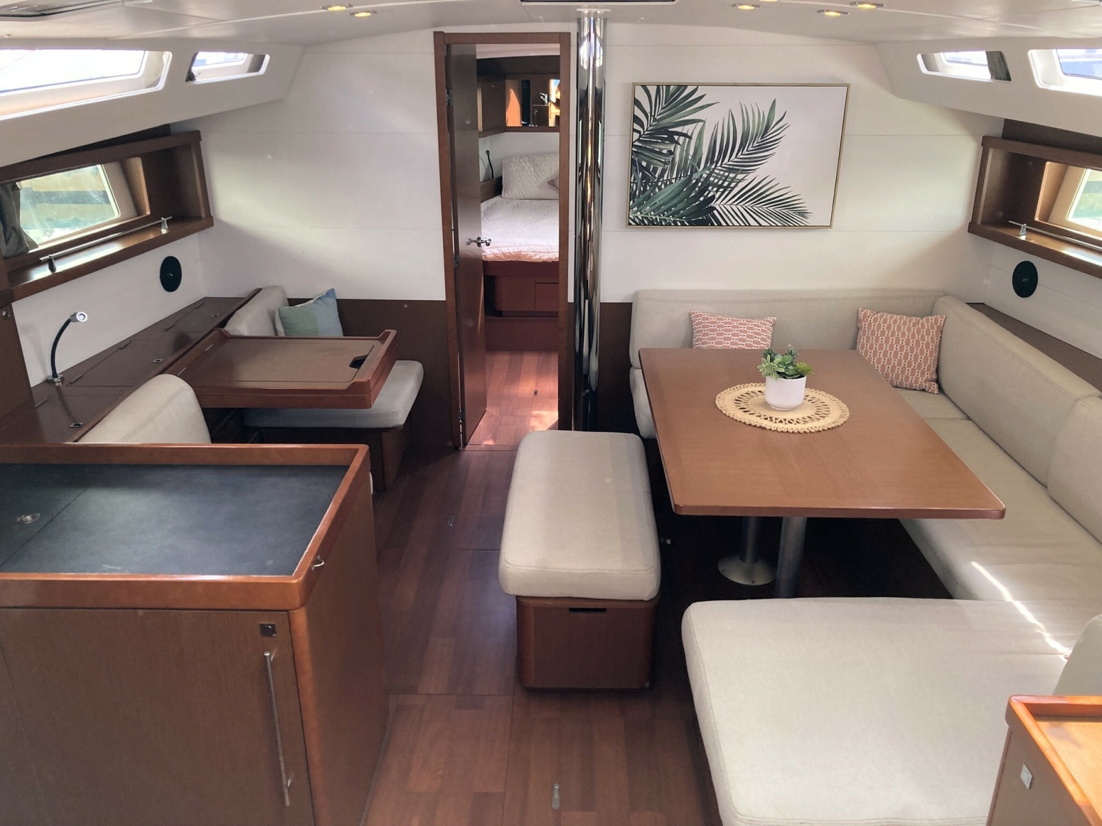 2018 Beneteau Oceanis 48