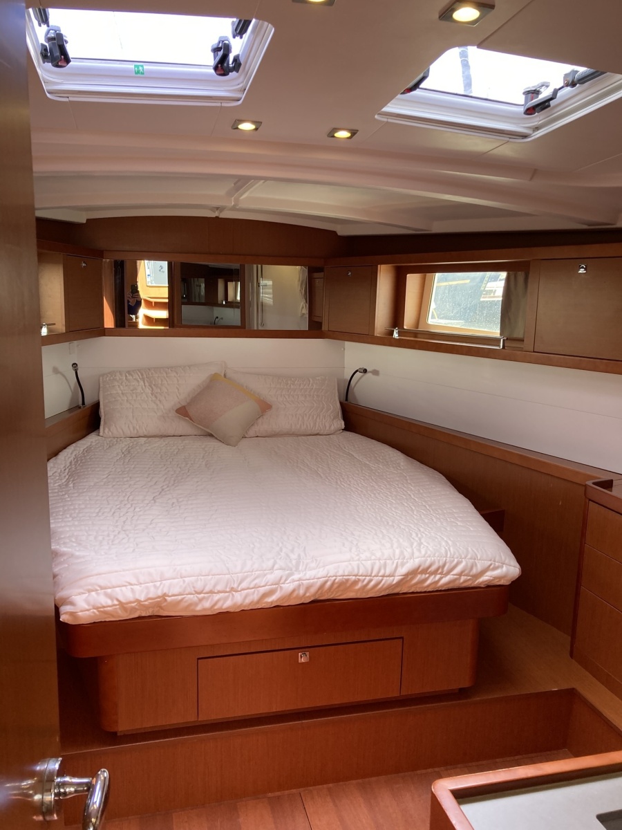 2018 Beneteau Oceanis 48