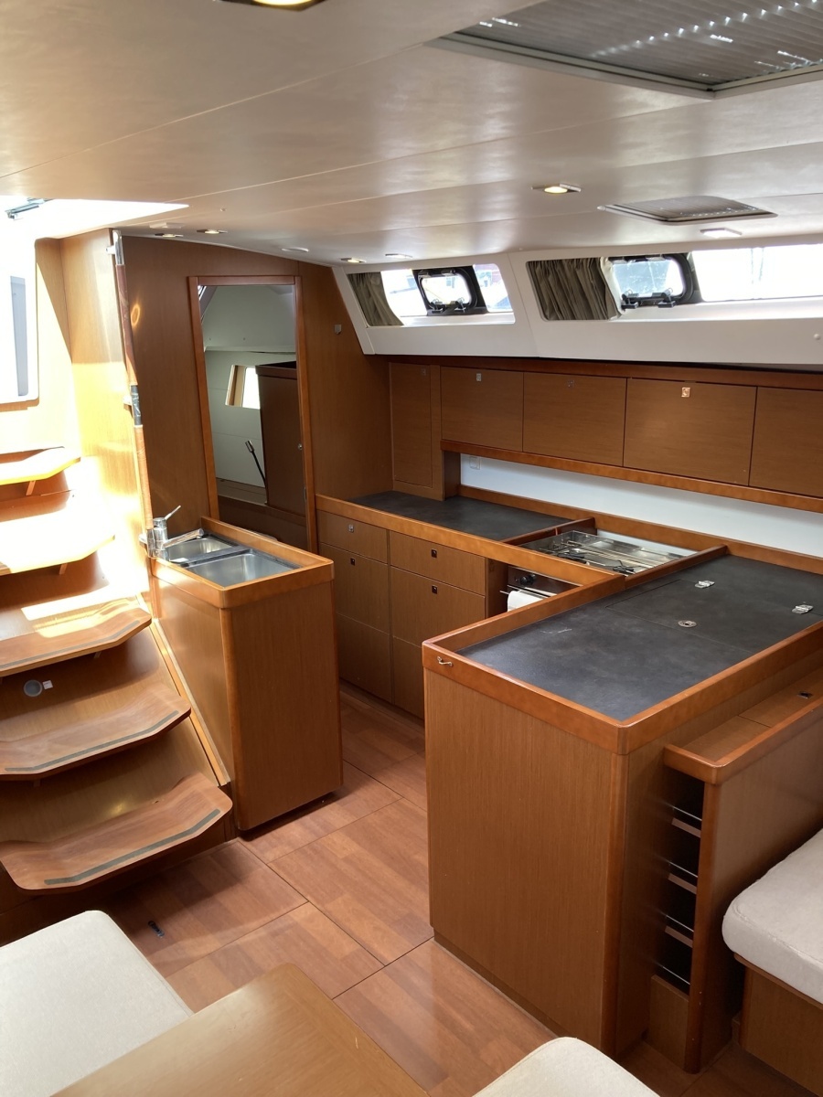 2018 Beneteau Oceanis 48