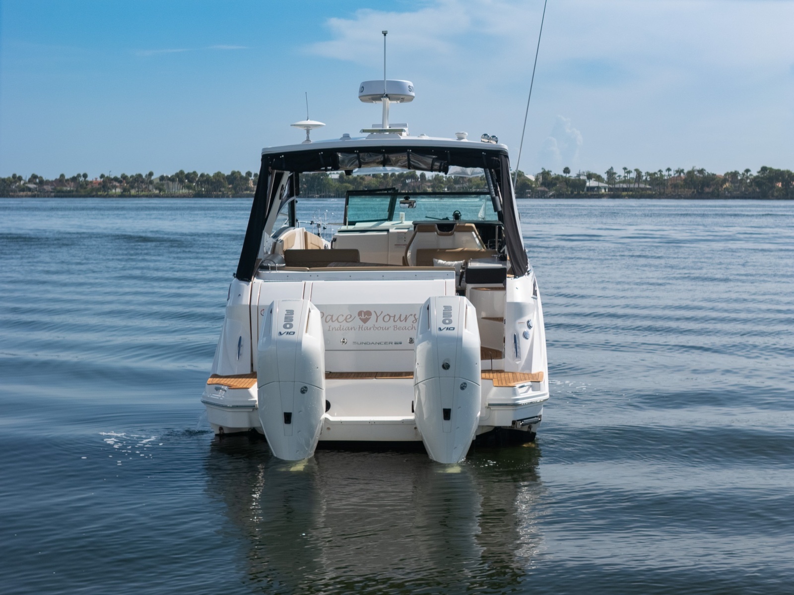 2025 Sea Ray 320 Sundancer
