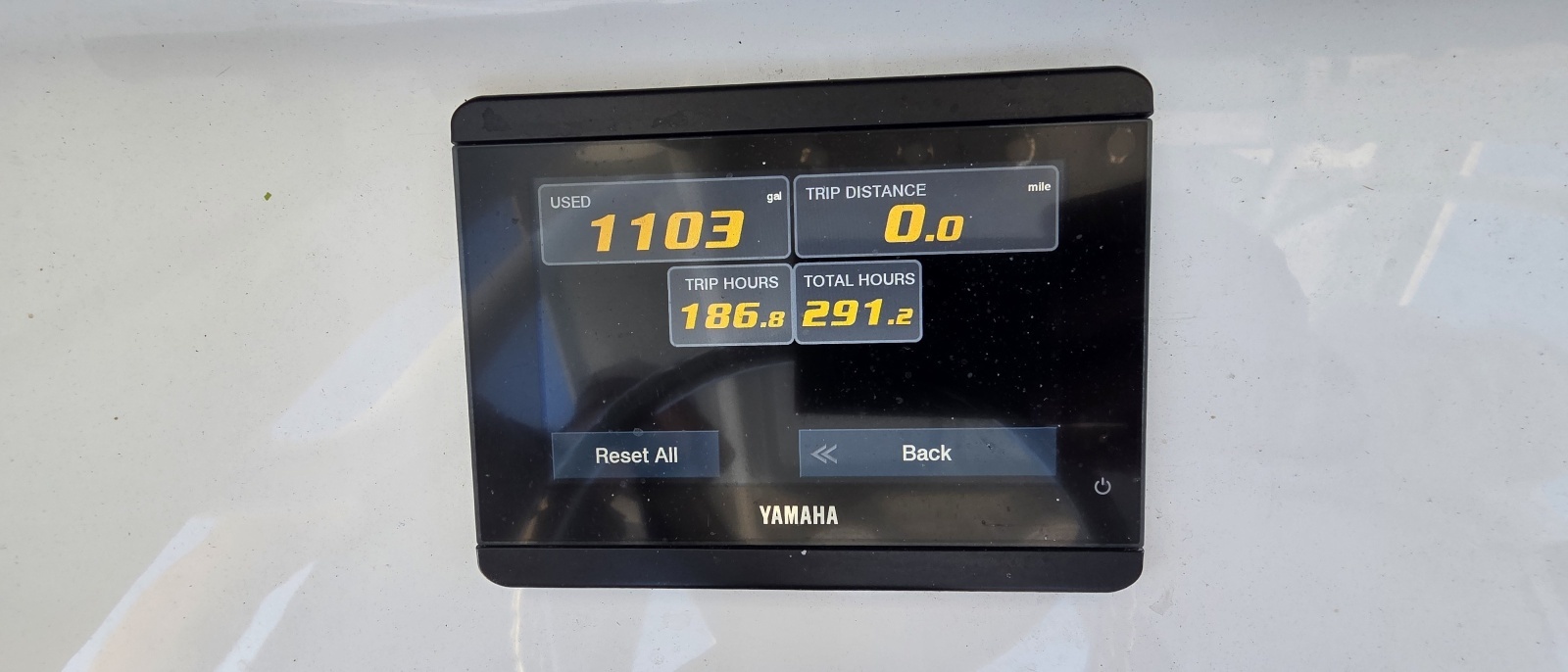 2021 Sea Hunt Escape 27 Center Console
