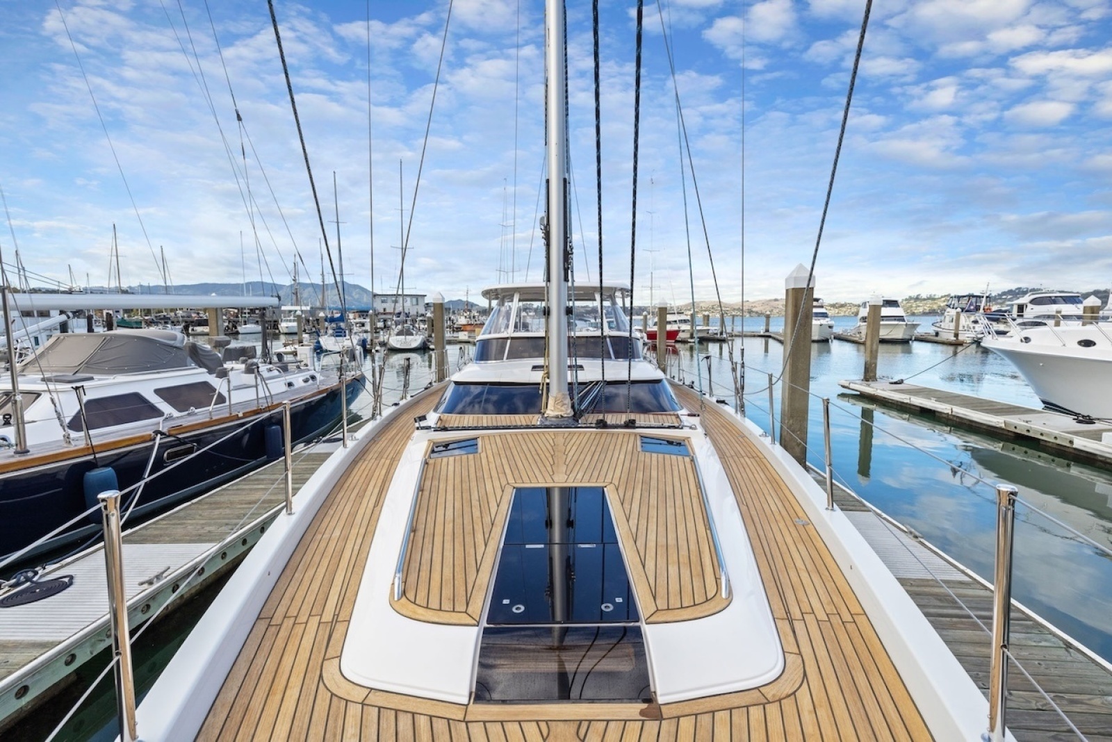 2020 Hylas 57