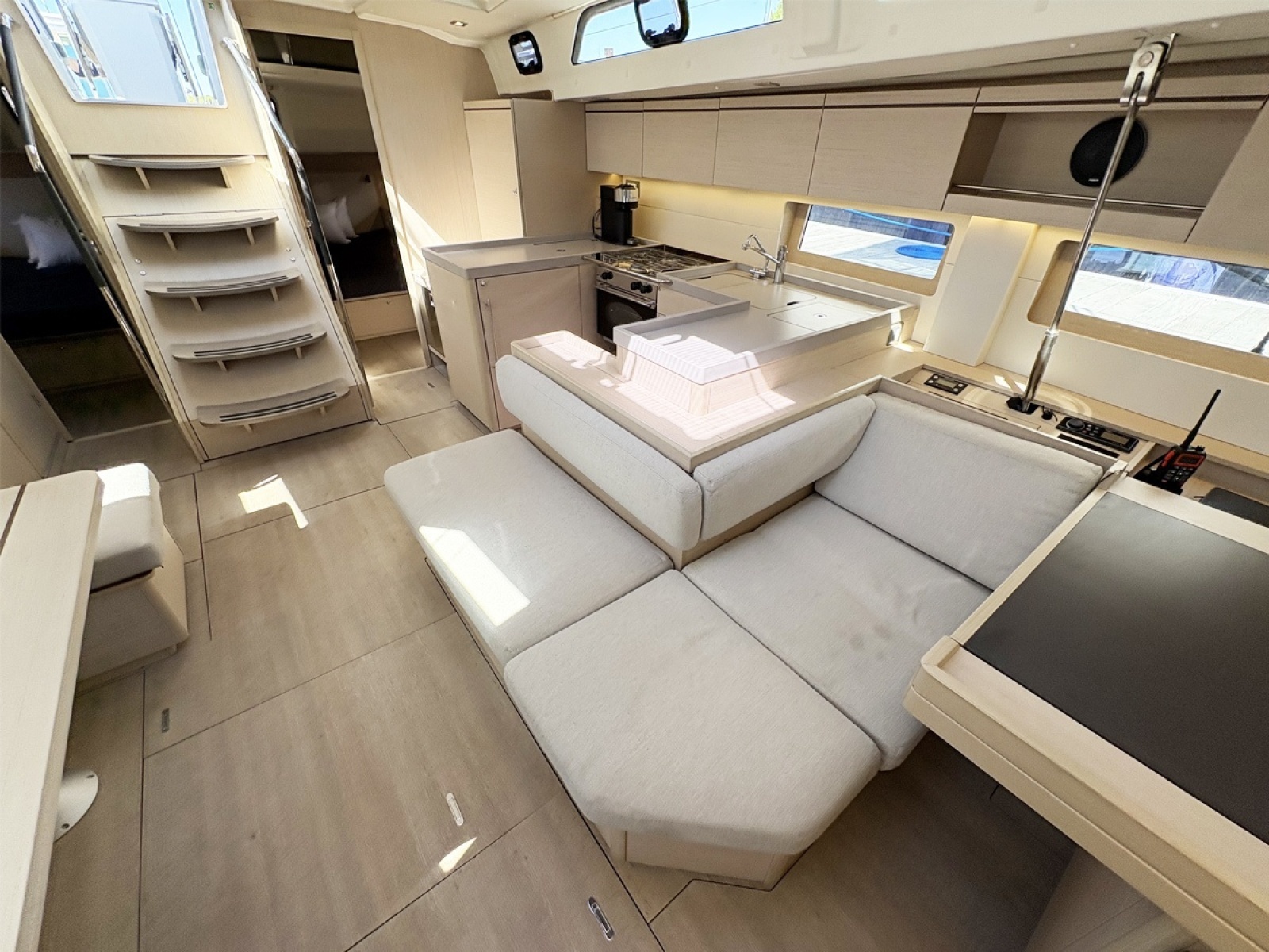 2020 Beneteau Oceanis 51.1