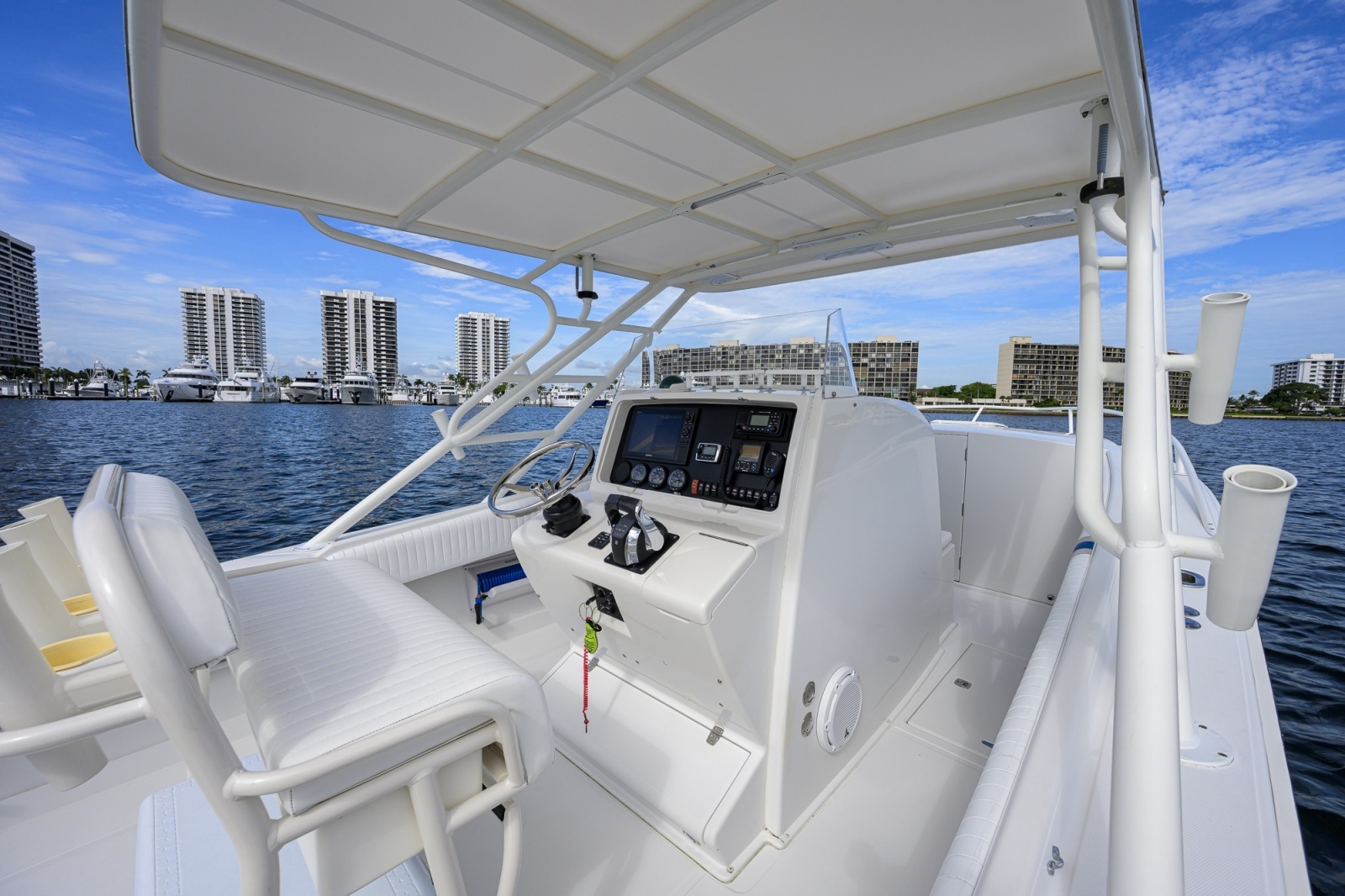 Jupiter 31 Helm Electronics