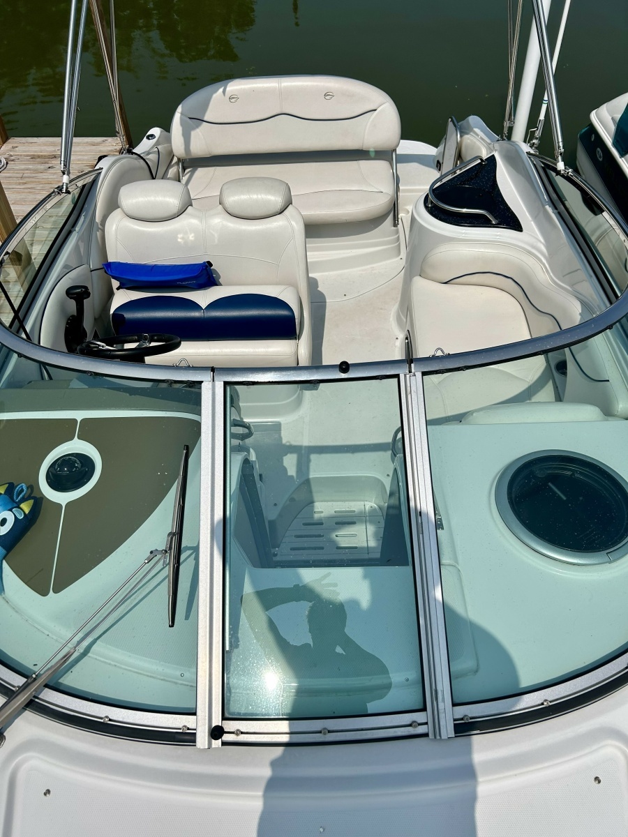 2010 Crownline 