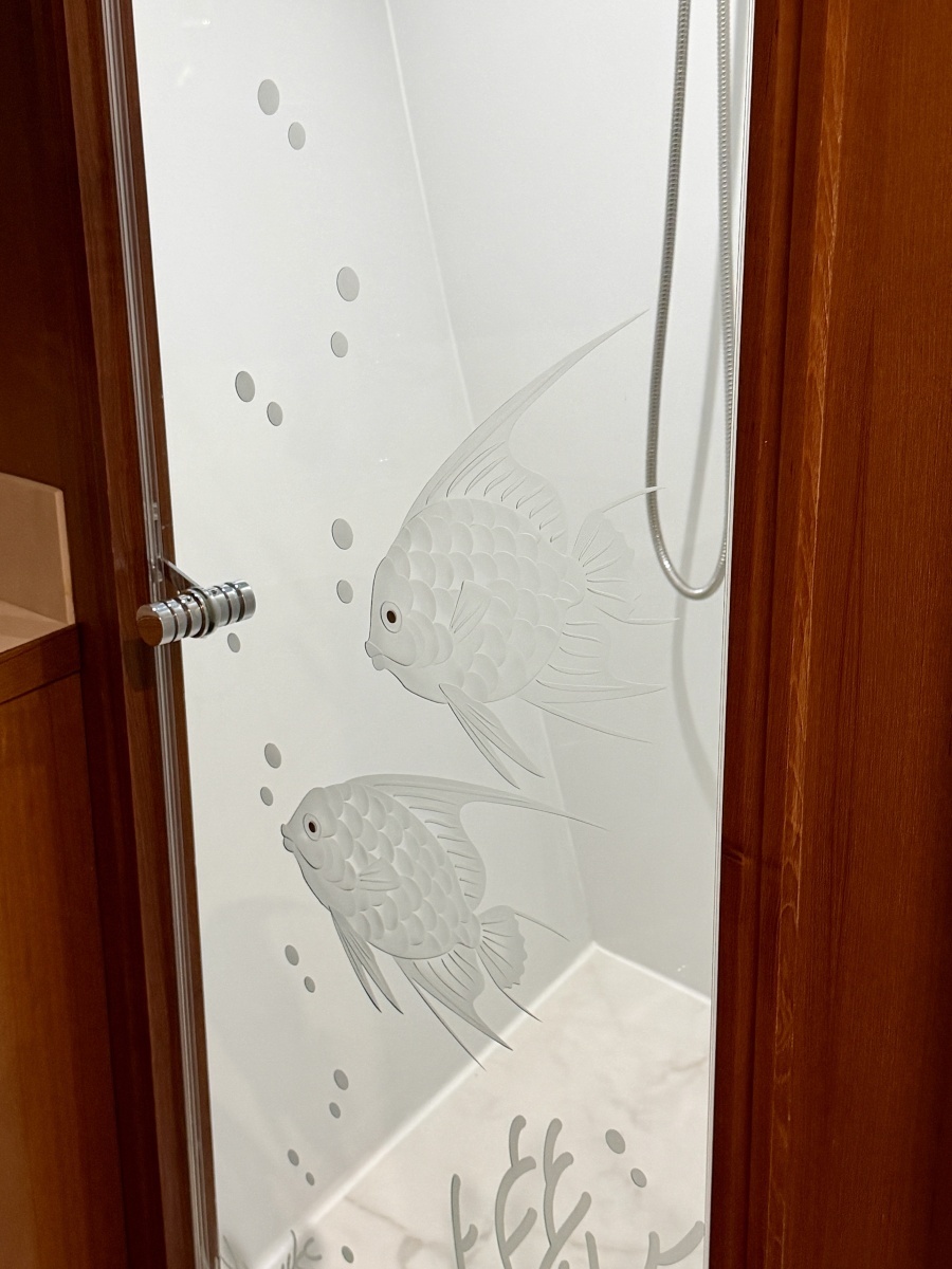 Alaskan 70 OHANA - VIP Stateroom Ensuite Head