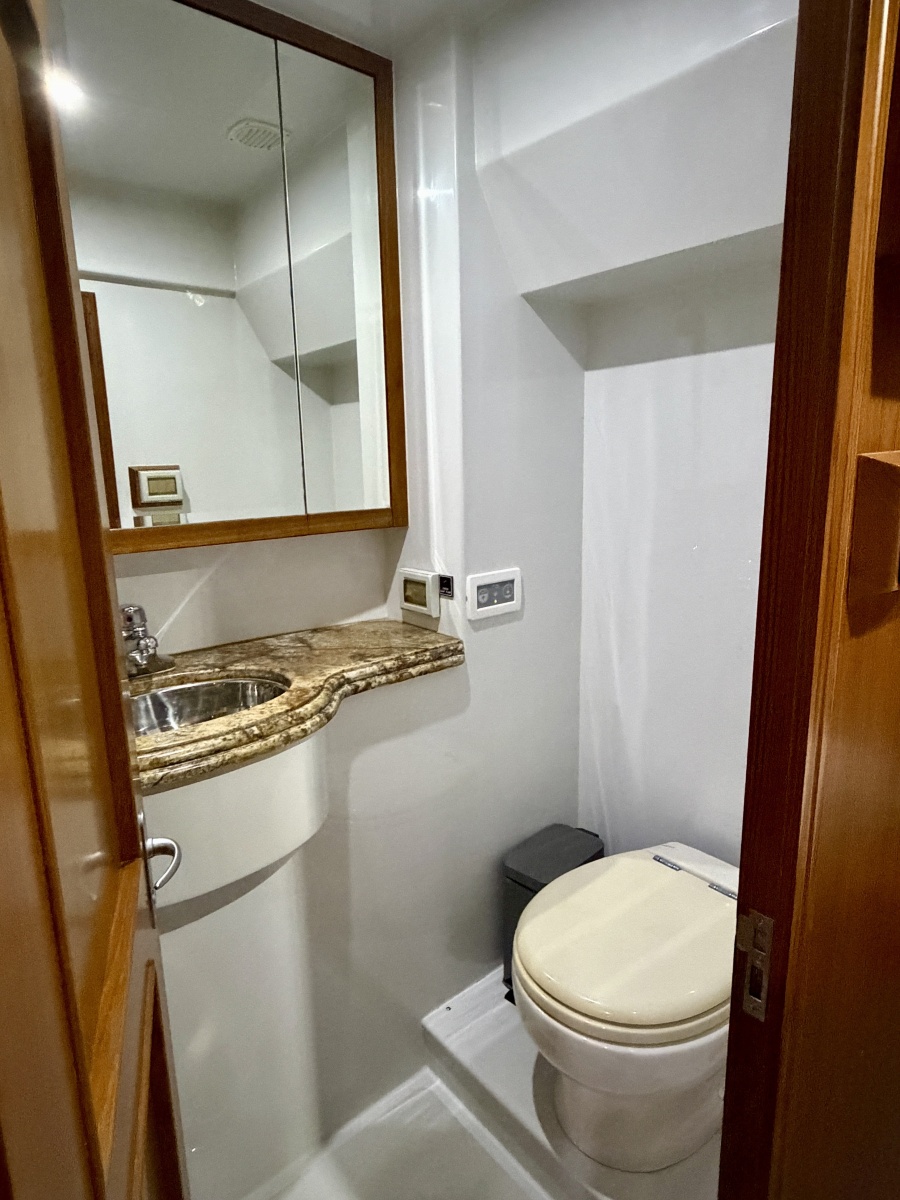Ohana Yacht Photos Pics 